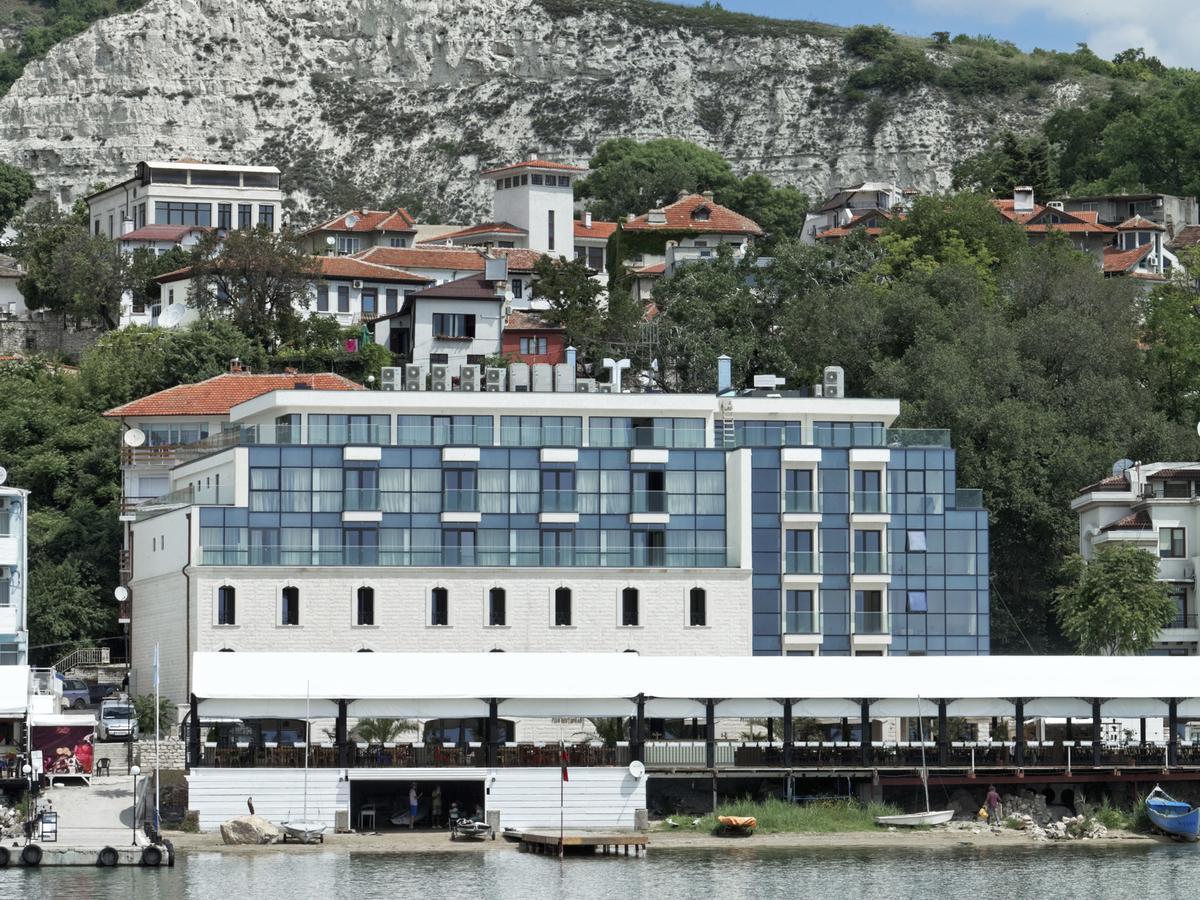 Antik Apartments Baltjik Exteriör bild